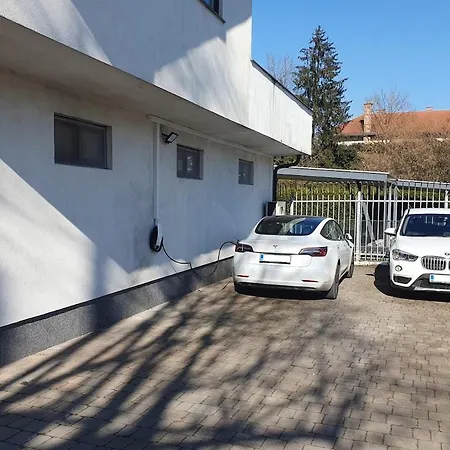 Spacious Apartment, Terrace, Gg *