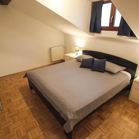 Spacious Apartment, Terrace, Gg *